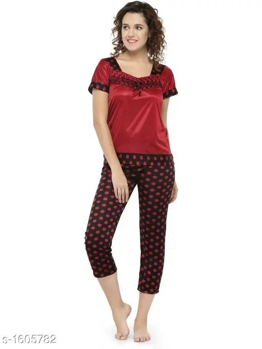 Trendy satin night suit in solid pattern, short-sleeved pyjama set from India