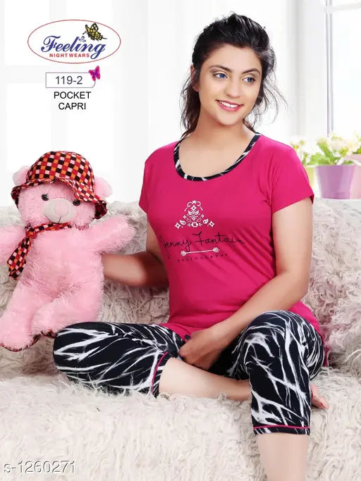 Hosiery cotton nightsuits, printed net design in short sleeves, one size L from India