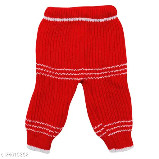 Woolen solid-colored baby sweaters, trendy and cute for various sizes (0-12 months), made in India
