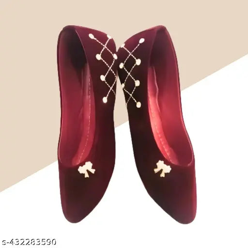 Maroon velvet slip-on shoes, lace accents