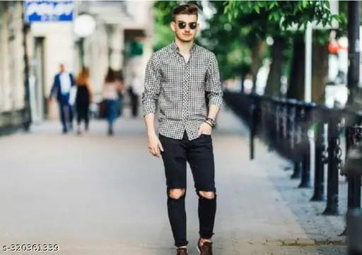 Black denim flaying men's knee-slit jeans, ripped net pattern for stylish fit