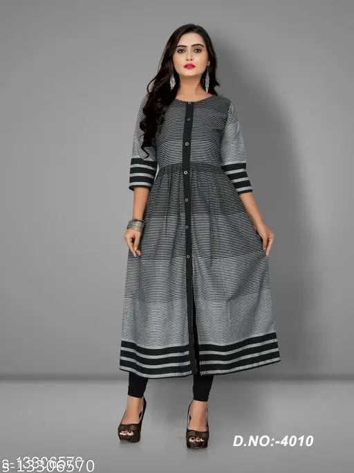 Women's cotton flared stripe kurti, three-quarter sleeves, single striped pattern. Cotton women's kurti on hanger