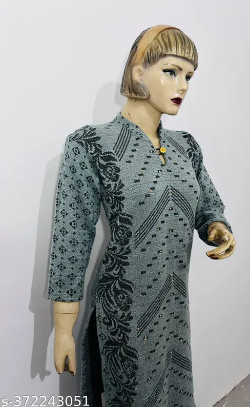 Gray flower embroidered woolen kurta for women's winter clothing