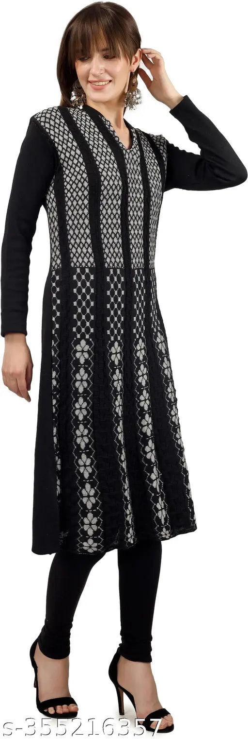 Black and white printed wool women's long kurta