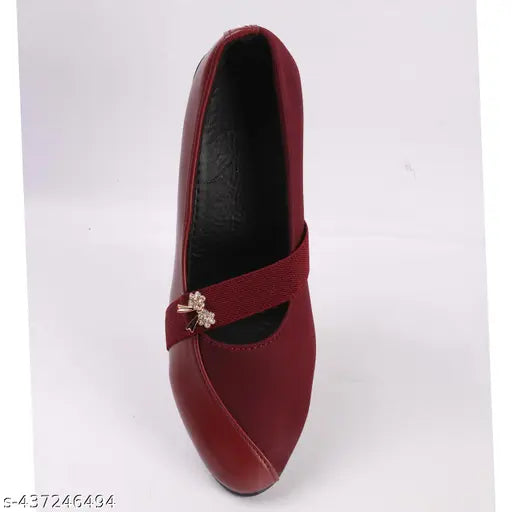 Red leather ballet flat with gold accent