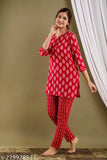 Red cotton printed pyjamas with three-quarter sleeves, women's nightwear from India