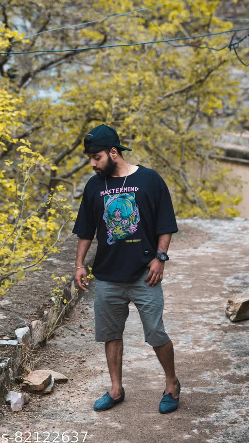 Oversized printed cotton t-shirt, three-quarter sleeves, vibrant design from India