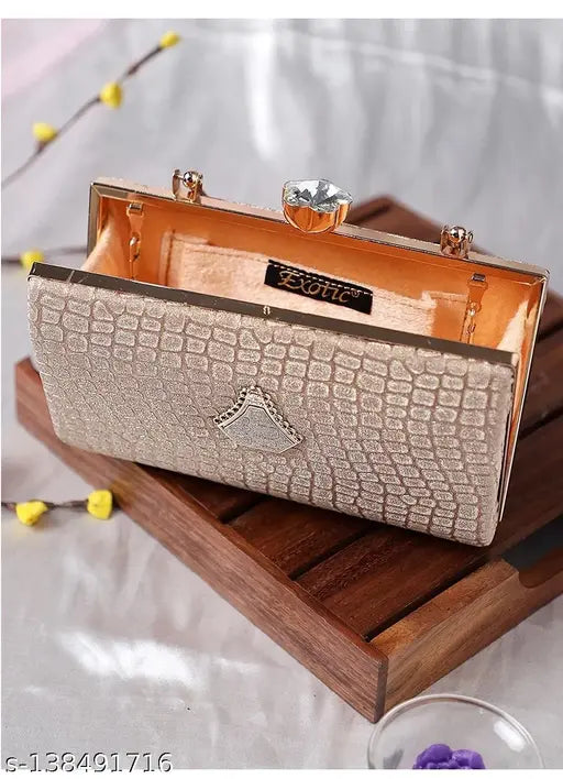 Womens purse with zip closure and multiple card slots, in shades of brown and gold