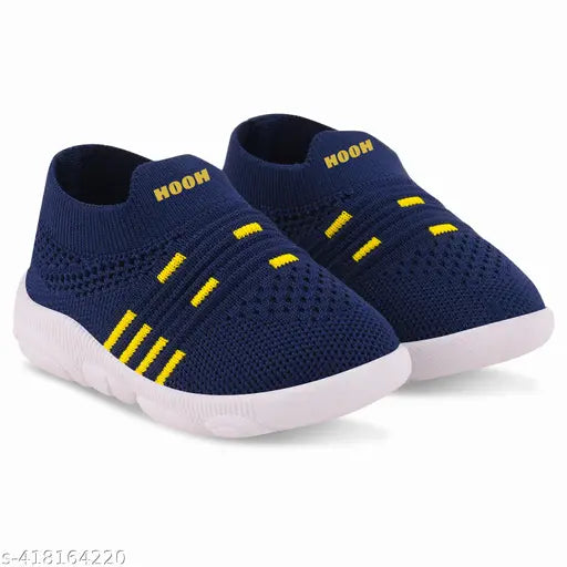 Navy blue slip-on shoes for children, with a whistle feature, suitable for all seasons