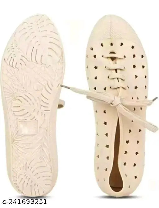 Modern rubber flip-flops for women, textured net pattern, lace-up fastening, slippers in various sizes (IND-3 to IND-10), premium comfort and style