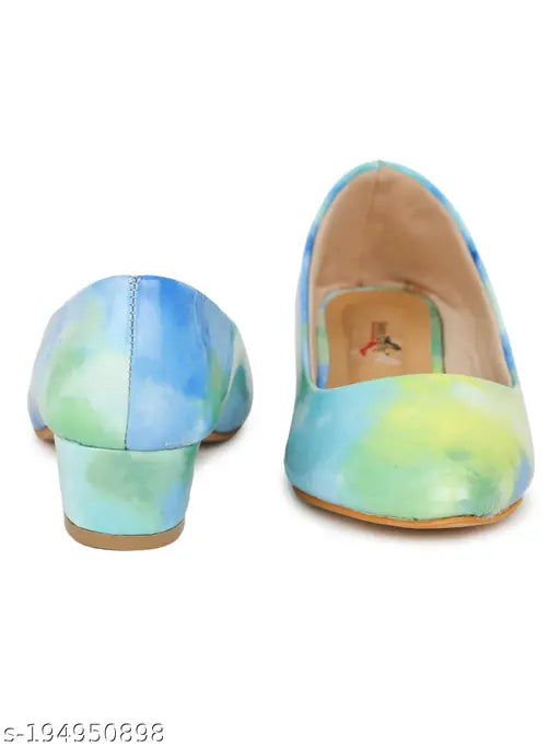 Synthetic leather printed bellies pumps, trendy & comfortable women's sandals from India