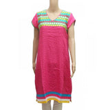 Rayon kurtis set in pink, green; breathable women's apparel for formal events