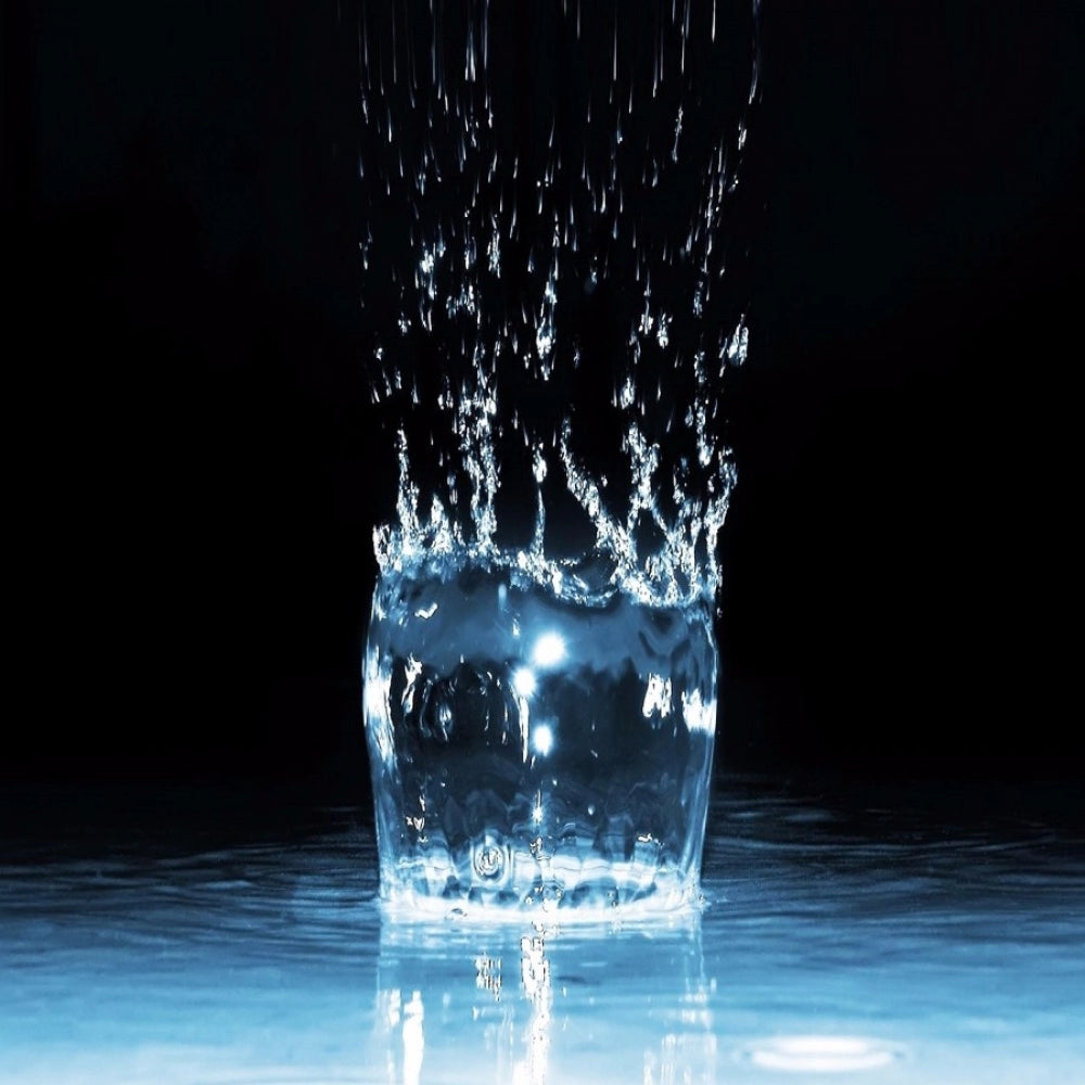Water-splash wallpaper mobile case, high-quality, lightweight, protective, fits all phones, perfectly shaped holes for access