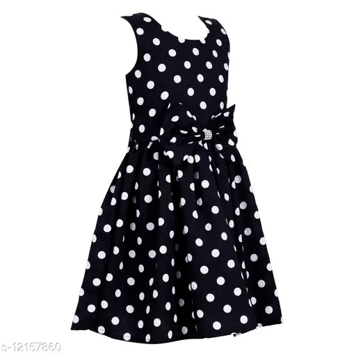 Black polka dot casual dress with cinched waist, 3/4 sleeves