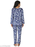 Navy blue velvet Pollo Loco all-over heart printed women's lightweight winter suit set with long sleeves and pyjama bottoms, cozy and wrinkle/shrink-free fabric