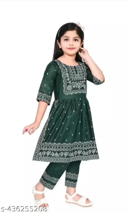 Printed rayon A-line baby kurti with three-quarter sleeves, no dupatta, paired with palazzo pants. India-made baby girl dress for 2-3 years (19in/20in), 3-4 years (20in/21in), 4-5 years (22in/22in)