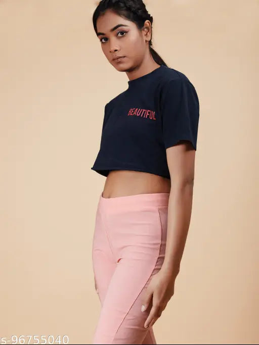 Fuchsia Lycra women's slim fit ankle length jegging with elasticized waistband
