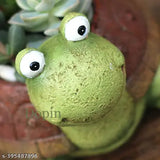 Handcrafted resin turtle succulent planter, perfect for indoor/outdoor use, unique artful home decor