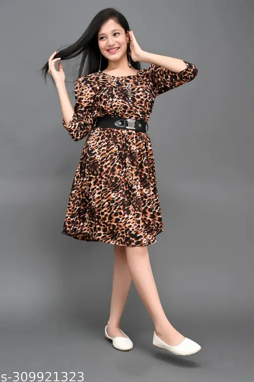 Girls tigerprint dress, brown, flare skirt, elastic waistband, short sleeves
