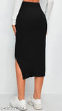 High-waisted black midi skirt with side slit, blend in design, casual women's wear