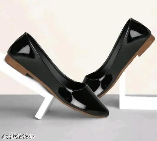Unique patent leather casual women's shoes, solid pattern in multiple sizes (IND-4 to IND-8), Indian origin