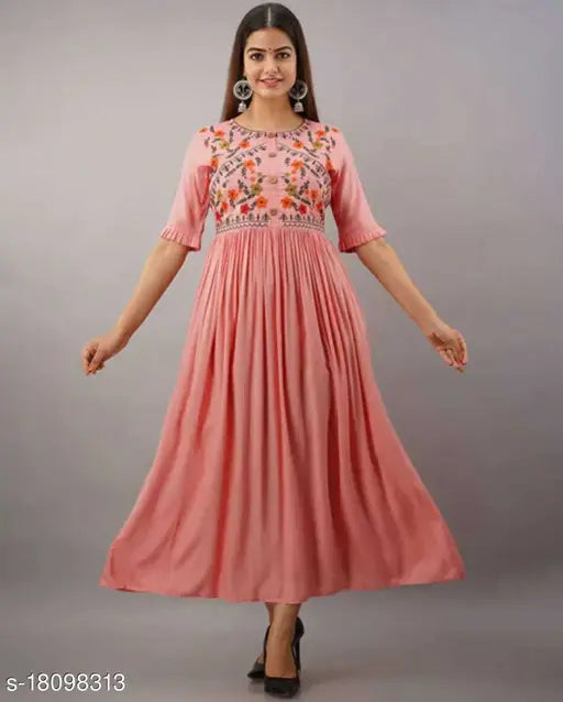 Embroidered rayon kurti with short sleeves, trendy voguish Indian fashion, single sizes M-XXL