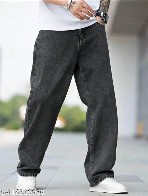 Black blast denim men's jeans, solid pattern with four pockets - size 30 (waist 30in, length 38in, hip 32in), India origin