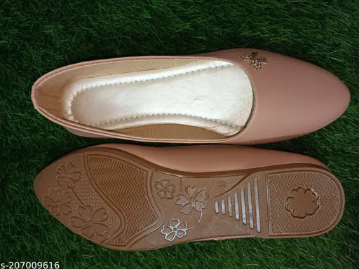 Patent leather stylish casual bellie, woven design in indian sizes: IND-3, IND-4, IND-5, IND-7, IND-8