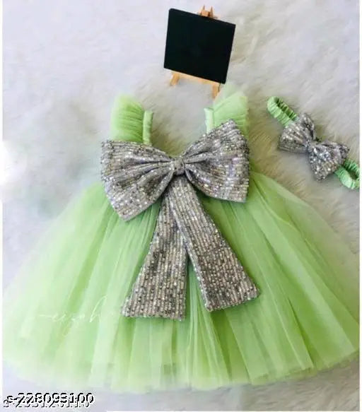 Baby princess dress in green with bow and ruffle details, size 0-12 months