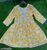 Yellow Rayon Printed Kurta with Three-Quarter Sleeves | Office Wear, Summer Kurta for Women