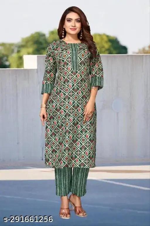 Cotton blend printed net Queen choice Kurti with pants, three-quarter sleeves, Indian ethnic wear