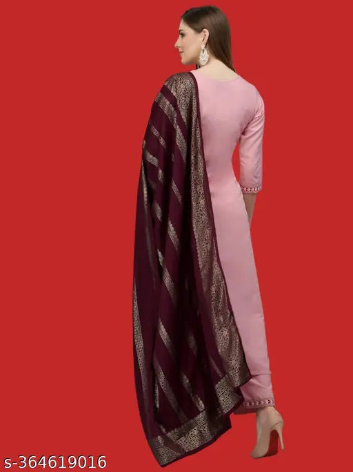 Three-quarter sleeve cotton kurta set with dupatta and bottomwear, printed Aishani Pretty Women design, S-XXXL sizes, Indian origin