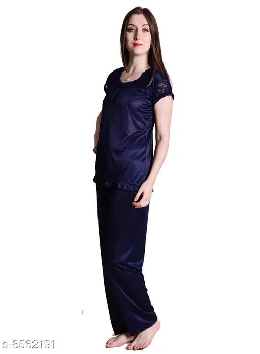 Satin nightsuit for women, solid-colored satin pyjamas with short sleeves