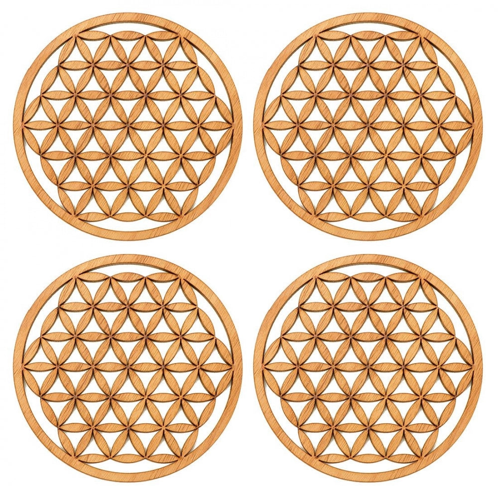 Brown wooden coaster set, 4 pieces