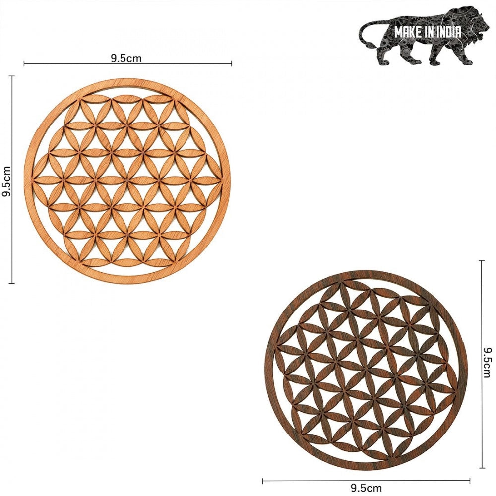 Wooden coaster set of 4 with intricate geometric patterns, natural wood finish