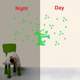 Green vinyl radium wall sticker for kid's room, peel-and-stick design, 64x39cm. Provides a relaxing and calming atmosphere