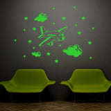 Green vinyl radium wall sticker for kids room, peel-and-stick design, 69x49cm size, promotes restful sleep
