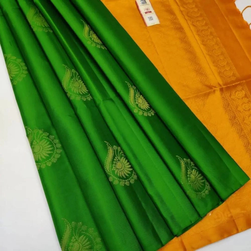 Women's Borderless Kanjivaram Silk Sarees With Unstitched Blouse (Green) - GillKart