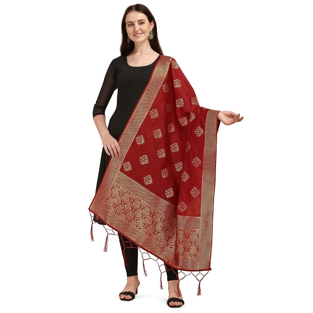 Maroon Silk Zari weaving Duppatta for traditional wear (2-2.3 Mtrs), intricate Zalhar pattern detail on luxurious silk fabric