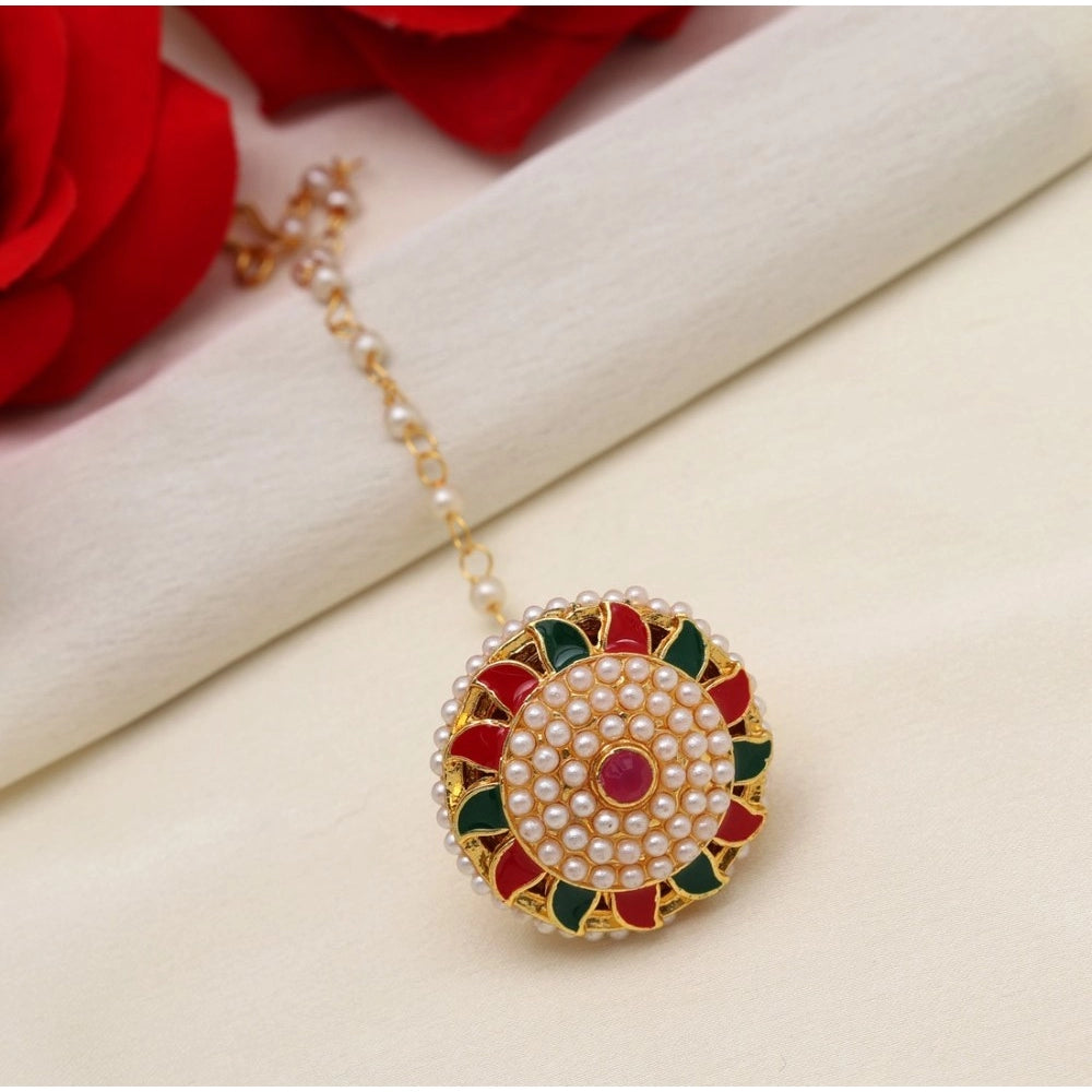 Women's Maroon &amp; Green Color Meena Work Borla Tikka - GillKart