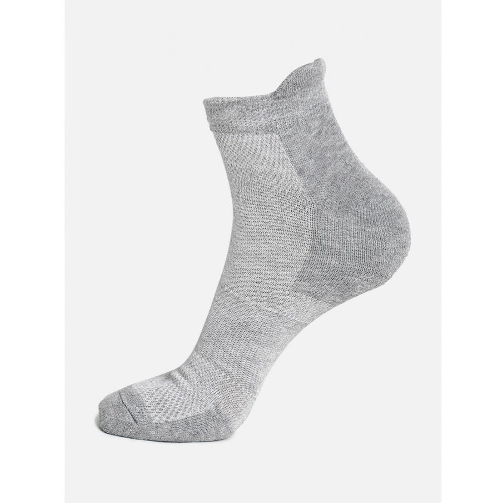 Assorted cotton-blend ankle socks for men and women in solid colors