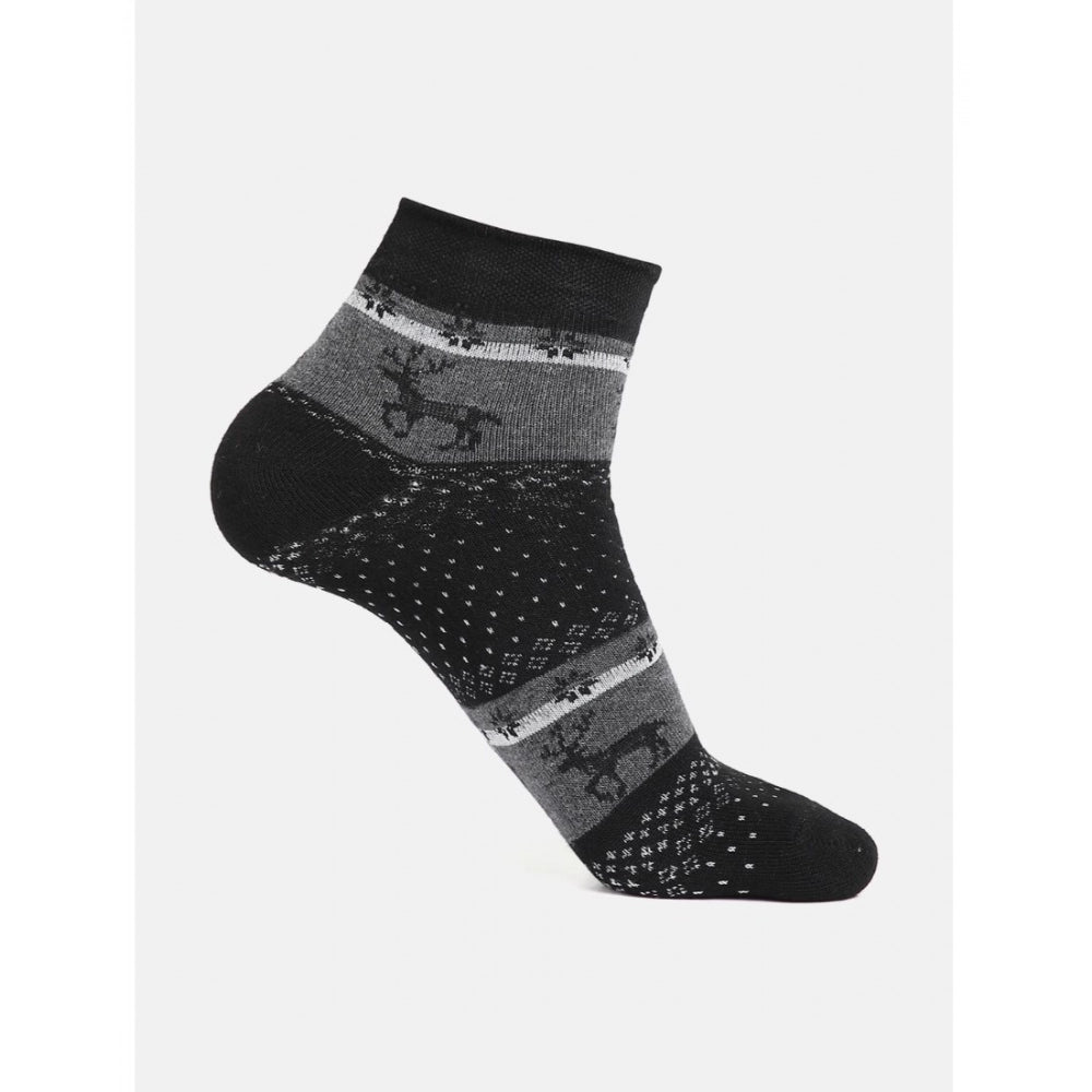 Black and grey patterned ankle socks, cotton blend, casual men's socks with a festive design.