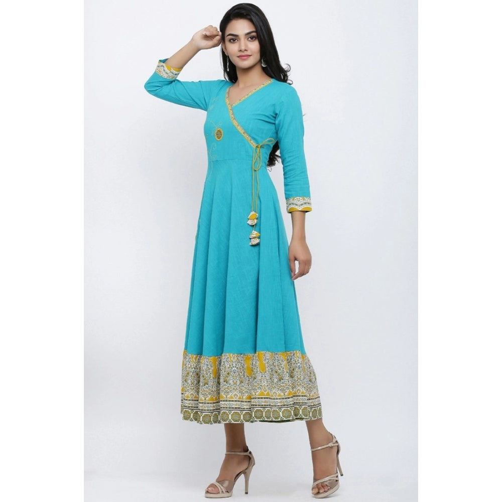 Torque Green embroidery cotton blend women's casual kurti with V-neck and 3/4th sleeves