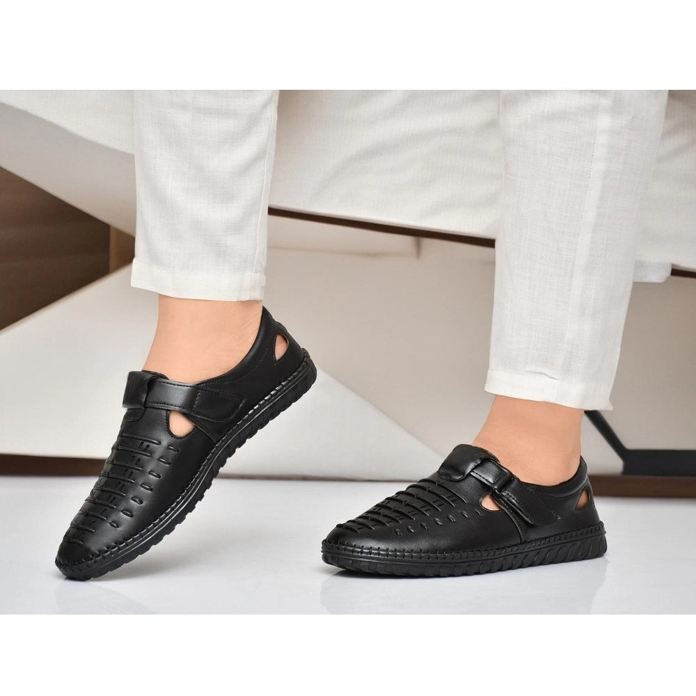 Black faux leather men's slip-on flat sandal