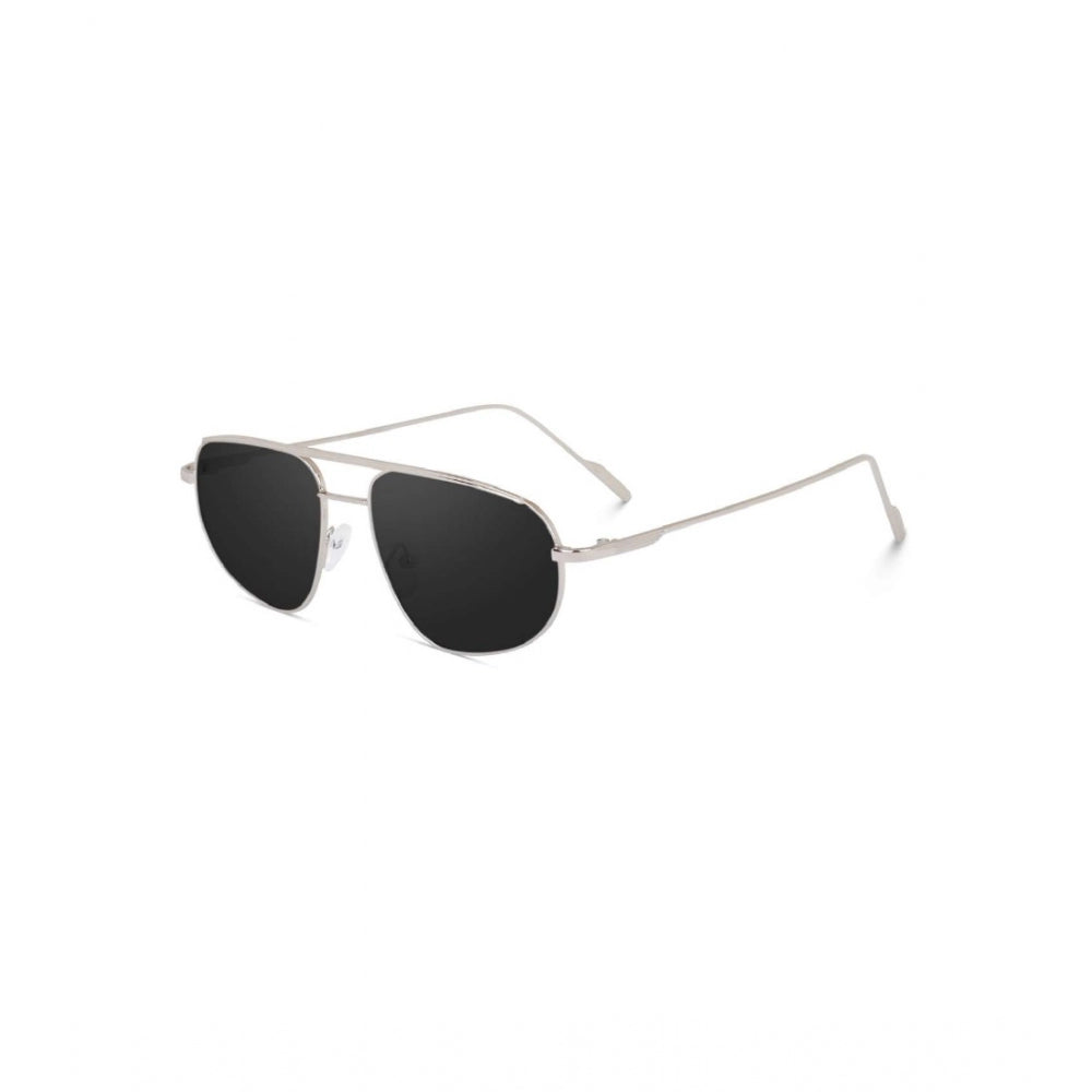 Silver metal aviator sunglasses with UV400 protection for unisex, close-up view on model