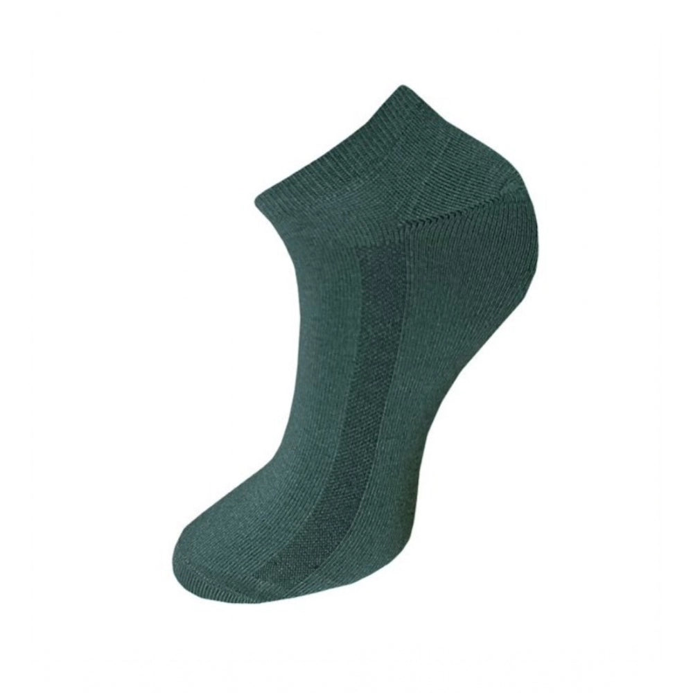 Dark green solid cotton ankle socks, comfortable ribbed design.