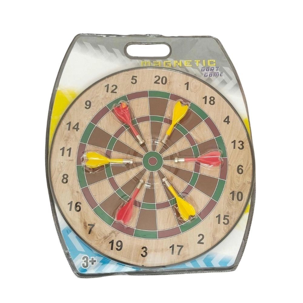 Assorted magnetic toys: Magnetic dart game for kids 5+ years, portable, safe, and easy to hang