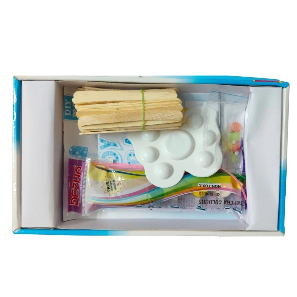 Assorted cardboard Candy Craft educational toys for 5+ years, fosters creativity and imaginative play