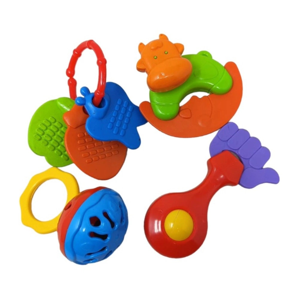Assorted plastic infant rattle set (4 pcs) for 3+ months play, enhances recognition skills, colorful and attractive