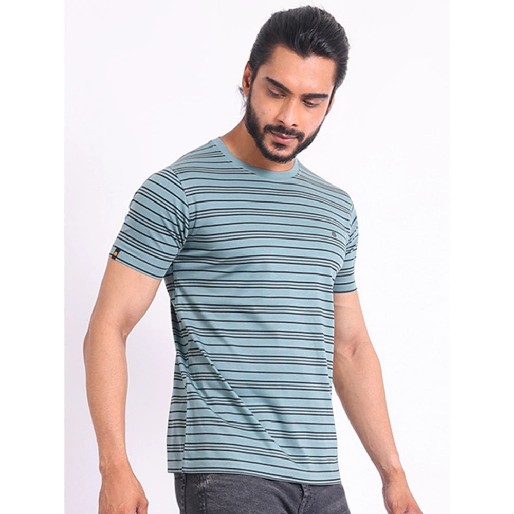 Men's casual cotton printed round neck half sleeve t-shirt in gery color, vibrant pattern design